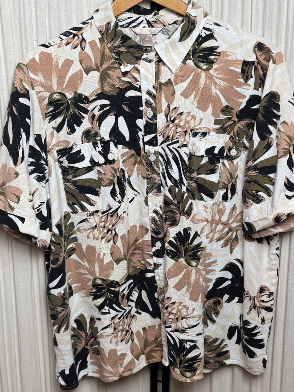 White Stag Women’s XXL Tropical Leaf Button-Up Blouse Roll Tab Sleeves Neutral P
